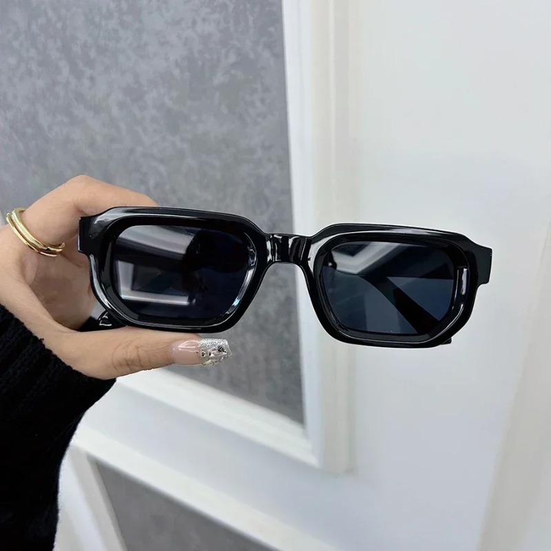 Óculos de sol retangulares de  - Designer Sunglasses avaliação e preço