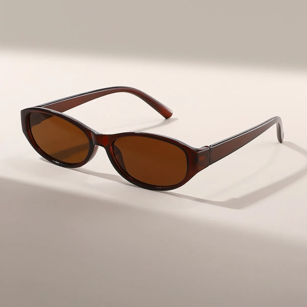 Óculos de sol ovais de estilo  - Designer Sunglasses avaliação e preço